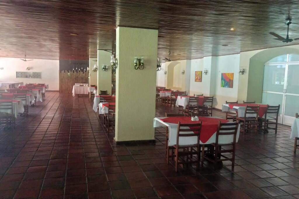 Lindo Flat em Águas de Lindoia Águas de Lindóia Esterno foto