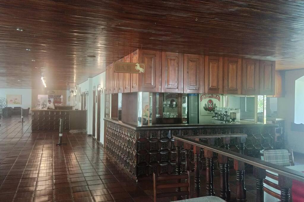 Lindo Flat em Águas de Lindoia Águas de Lindóia Esterno foto