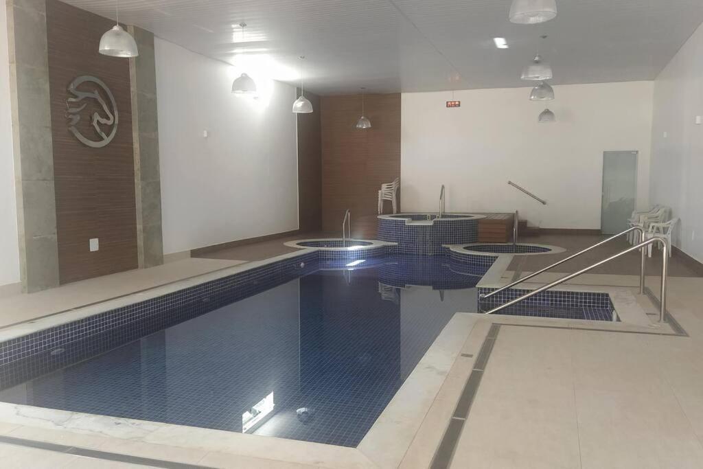 Lindo Flat em Águas de Lindoia Águas de Lindóia Esterno foto